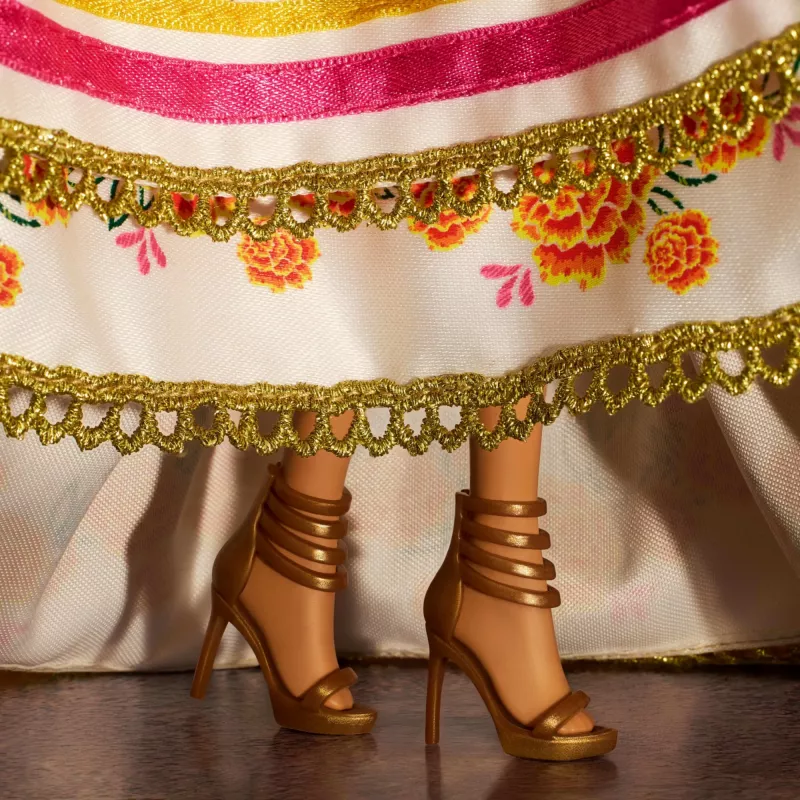 Barbie Signature Día De Muertos 2025 kolekcinė lėlė su rauktu kreminės spalvos suknele
