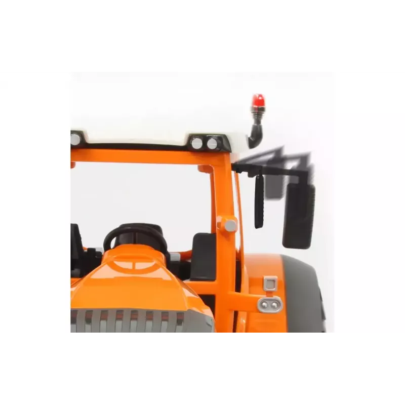 Traktorius Jamara Fendt 1050 Vario Municipal