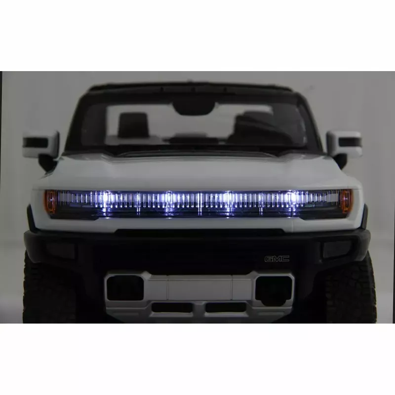 RC automobilis Jamara Hummer EV elektrinis variklis 1:26 vaikams nuo 6 metų