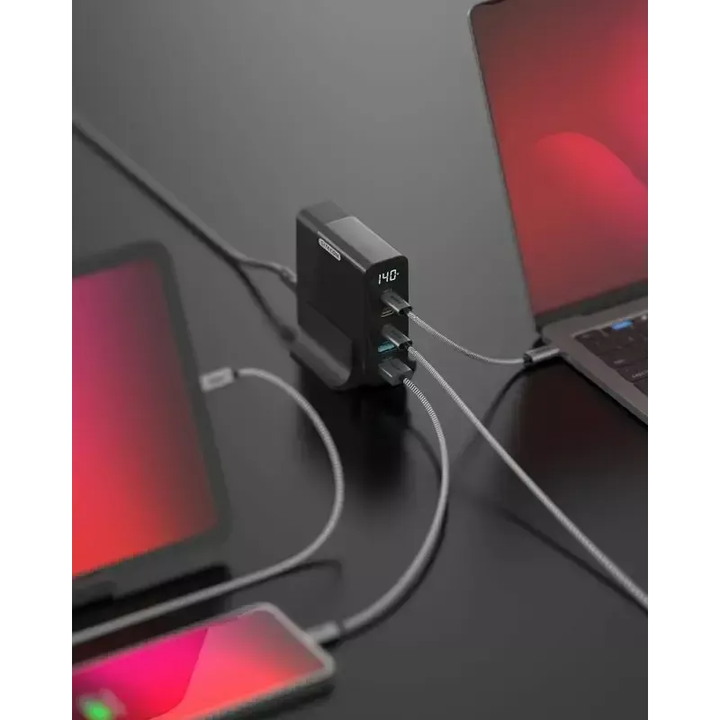 Mobilaus įrenginio įkroviklis Sitecom CH-1004 — universalus kintamosios srovės patalpų įkroviklis, 100–240 V įvestis, iki 20 V išvestis, 3 × USB-C, juodas