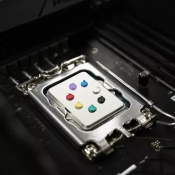 Termo pasta Cooler Master Cryofuze 5 — geltona, maks. darbinė temperatūra 240°C, 1 vnt.