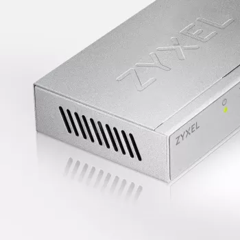 Zyxel GS-105B v3 Nevaldomas L2+ Gigabit Ethernet (10/100/1000) Sidabrinis