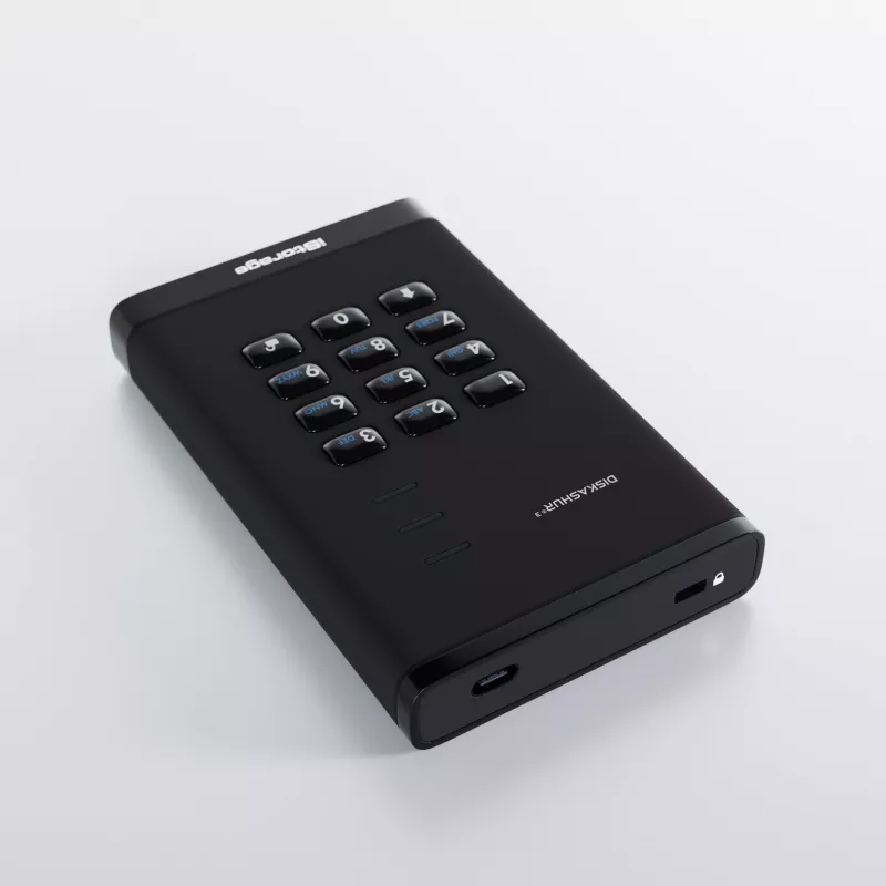 iStorage diskAshur³ 5 TB juodas | Saugus nešiojamasis standusis diskas | FIPS 140-3 3 lygio reikalavimus atitinkantis | Common Criteria EAL 5+ | Apsaugotas PIN kodu | AES-XTS 256 bitų aparatinė šifravimo sistema | GDPR, TAA atitinkantis | Atsparus dulkėms/vandeniui |
