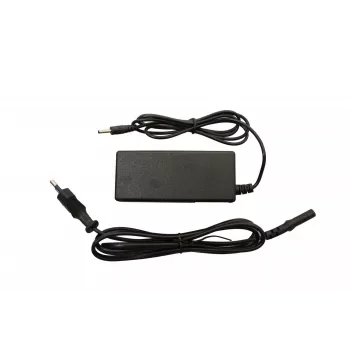 CoreParts MBA1307 maitinimo adapteris / keitiklis Vidinis 45 W Juoda