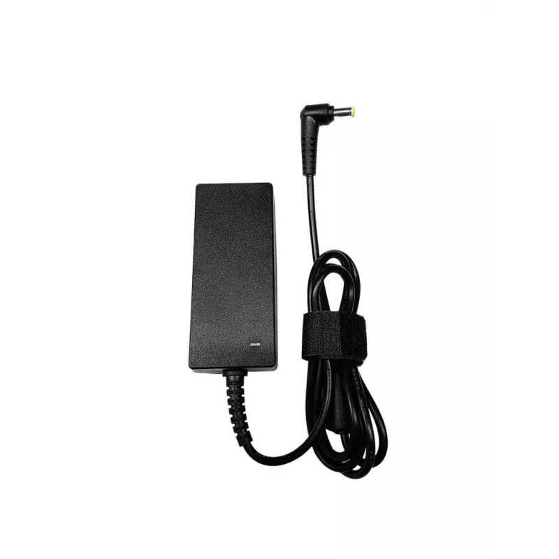 CoreParts MBA2021 maitinimo adapteris / inverteris Vidaus 40 W Juoda
