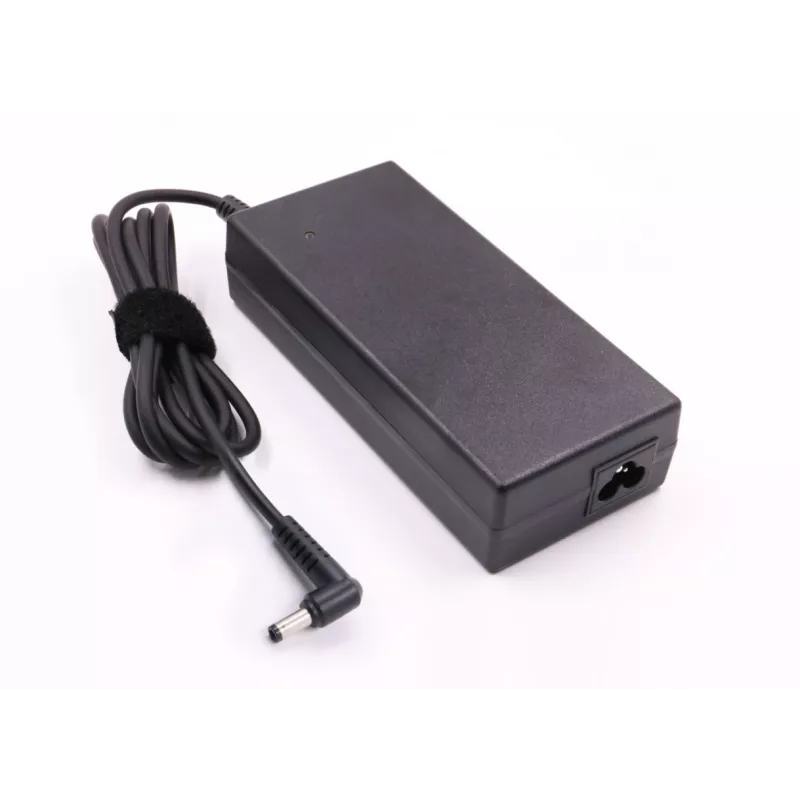 CoreParts MBA2149 maitinimo adapteris / inverteris Vidinis 120 W Juoda