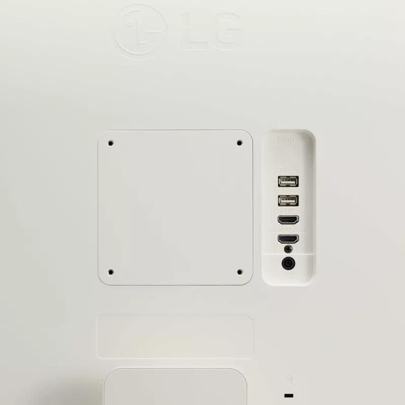 LG 32SR50F-W kompiuterio monitorius 80 cm (31,5 colio) 1920 x 1080 pikselių Full HD LED baltas