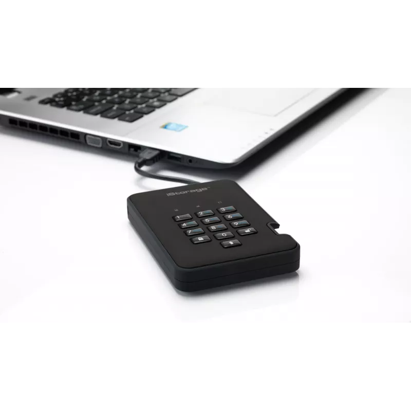 iStorage diskAshur2 256-bit 1TB USB 3.2 saugus šifruotas kietojo kūno diskas – juodas IS-DA2-256-SSD-1TB-B