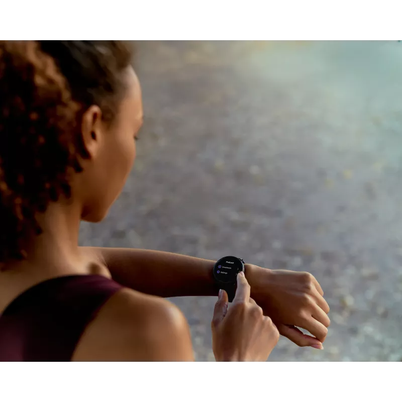 Išmanusis laikrodis Amazfit Active Max apvalus AMOLED 1,5 colio 480×480 jutiklinis ekranas 64 MB RAM 4 GB 658 mAh juodas