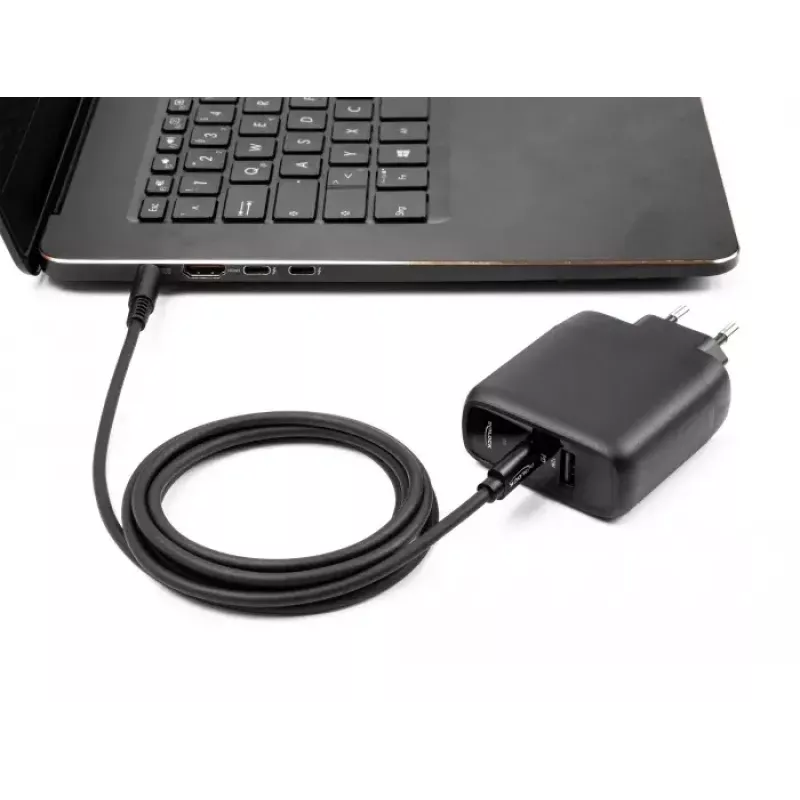 DeLOCK nešiojamojo kompiuterio įkrovimo kabelis USB Type-C patinas į 5,5 x 2,1 mm patiną 1,5 m 20 V 3 A