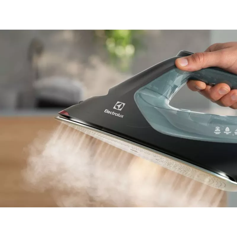 Electrolux E8SI2-8OG garo lygintuvas RESILIUM padas 2800 W Juoda, Tamsiai žalia