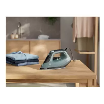 Electrolux E5SI2-6OG garų lygintuvas Glissium padas 2400 W juoda, tamsiai žalia