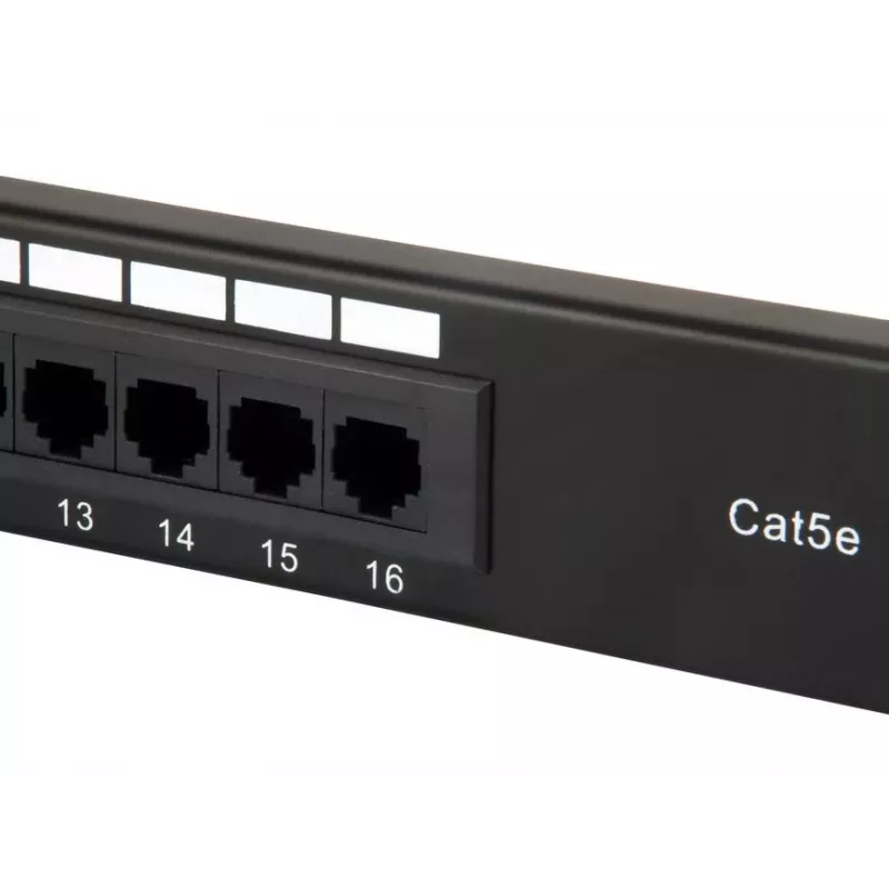 Equip 16 prievadų Cat.5e neekranuotas pataisų skydas, juodas