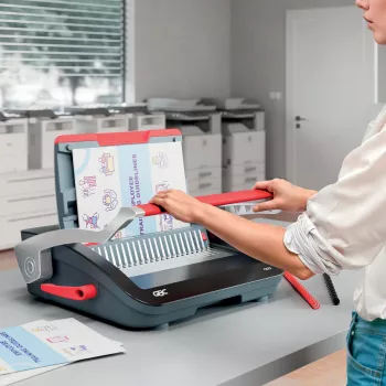 GBC CombBind® CB25 Rankinis įrišimo aparatas, Šukinio įrišimo aparatas, Rankinis, 390 lapų, Juoda, Raudona