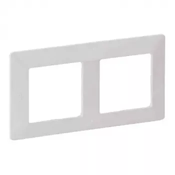 Sieninis rėmelis 2 vietų Legrand VLIFE 754002 dviem moduliams, stačiakampis montavimas