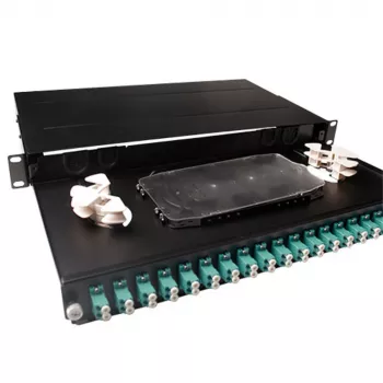 ACT skaidulinis skydelis 24 dvipusiai LC multimode OM3
