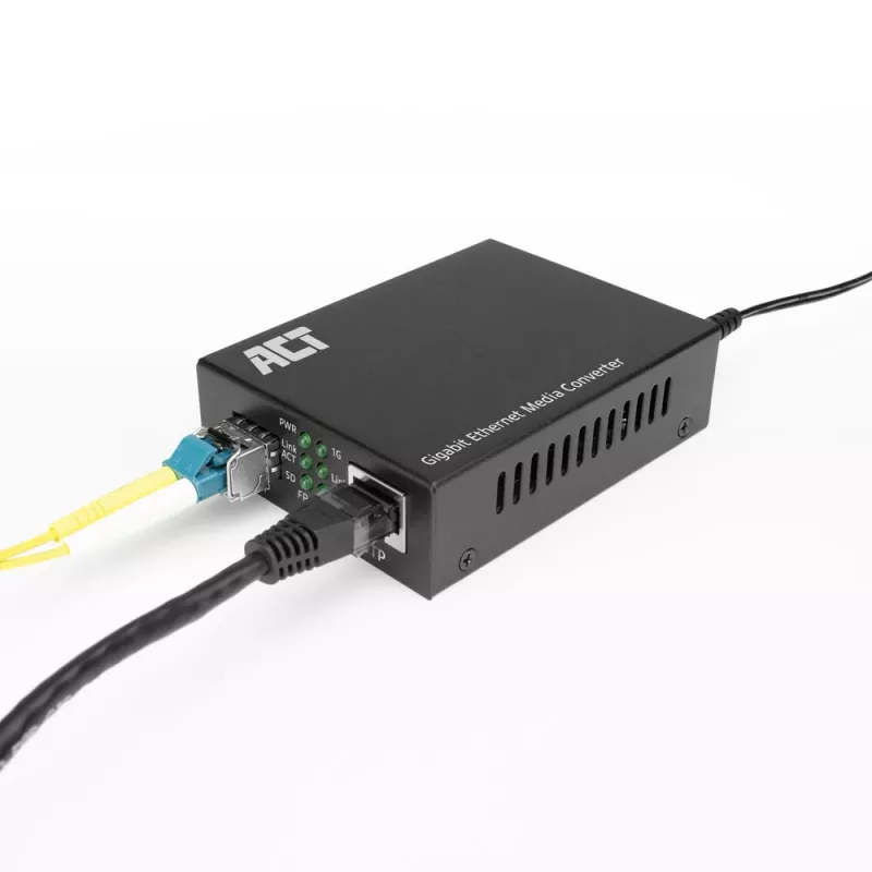 Tinklo medijos keitiklis ACT AC4451 1000 Mbit/s Daugiamodis Vienamodis Juodas