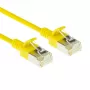 ACT geltonas 5 m LSZH U/FTP CAT6A duomenų centro plonas pataisų kabelis be užkabos su RJ45 jungtimis