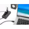 Manhattan USB-C dokas / stotelė, prievadai (x4) su kiekvieno prievado įjungimo / išjungimo jungikliu: USB-A (x4), 5 Gbps (USB 3.2 Gen1, anksčiau USB 3.0), universalus visiems įrenginiams, maitinamas per magistralę arba kintamosios srovės adapteriu (pasirenkamas lizdas, nepridedamas), kabelis 1,5 m, SuperSpeed USB, juodas, trejų metų garantija