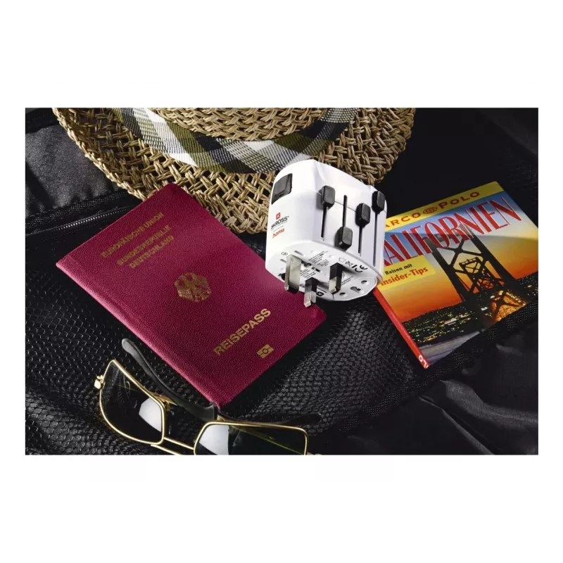 Hama World Travel Pro maitinimo kištuko adapteris universalus Type F baltas