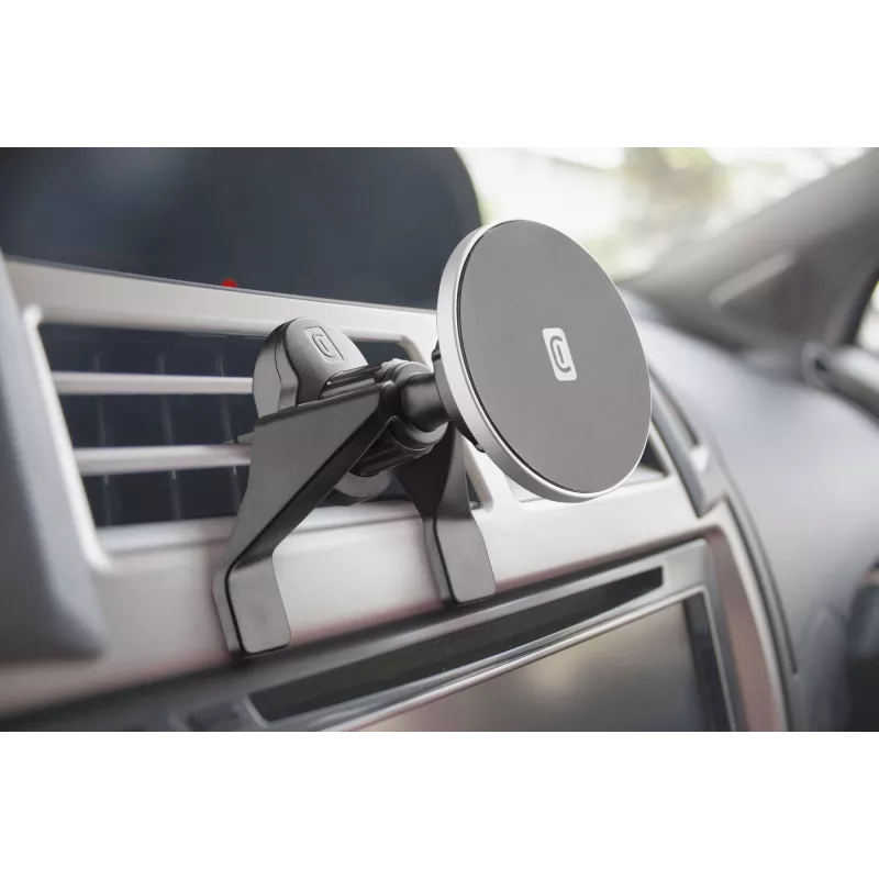 Cellularline Touch Mag Air Vents automobilinis magnetinis laikiklis išmaniesiems telefonams, skirtas MagSafe sistemai