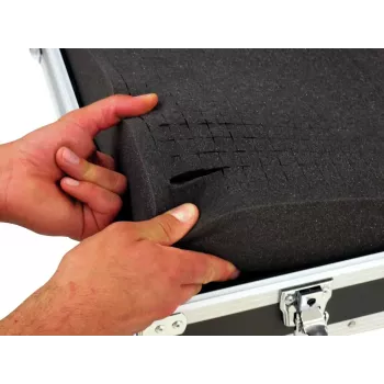 Skrydžių dėklas Roadinger 30126215 fanera juoda sidabrinė 4 kg