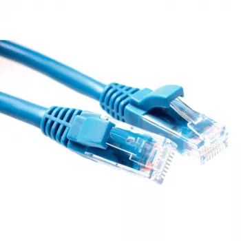 ACT mėlynas 0,5 metro U/UTP CAT6 komponentinio lygio komutacinis kabelis su RJ45 jungtimis