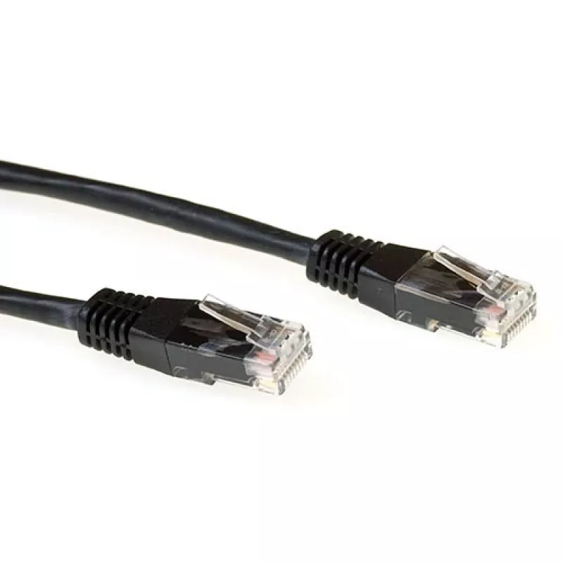 ACT juodas 7 metrų LSZH U/UTP CAT6A komutacinis kabelis su RJ45 jungtimis