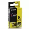 Lipdukų juosta CASIO XR-6YW1 — 6 mm x 8 m, juodas tekstas geltoname fone, juoda kasetė