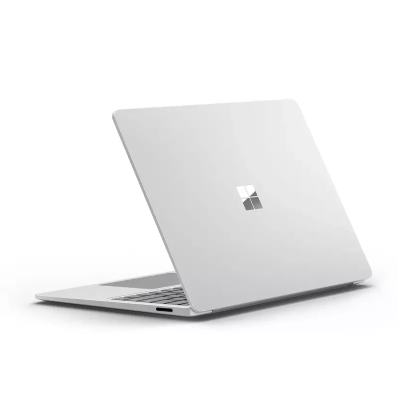 Nešiojamasis kompiuteris Microsoft Surface Laptop 7 Copilot+ — Qualcomm Snapdragon X1P-64-100, 13,8 col. 2304×1536 jutiklinis ekranas, 16 GB RAM, 256 GB SSD, platinos spalvos