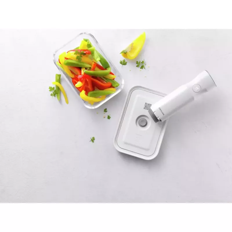 Maisto laikymo dėžutė ZWILLING FRESH & SAVE stačiakampė 0,9 l, stiklinė talpykla su plastikiniu užrakinamu dangteliu, tinkama orkaitei / mikrobangų krosnelei / šaldytuvui