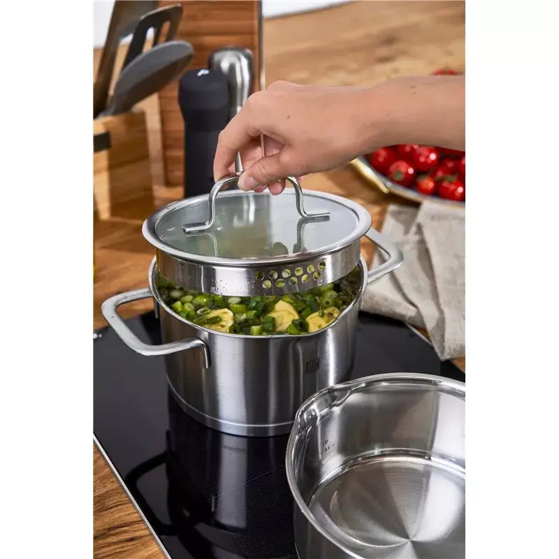 ZWILLING Multi Pot TrueFlow 66920-004-0 — nerūdijančio plieno puodas su stikliniu dangčiu, tinkamas plauti indaplovėje ir kepti orkaitėje, tinkamas halogeninėms kaitlentėms