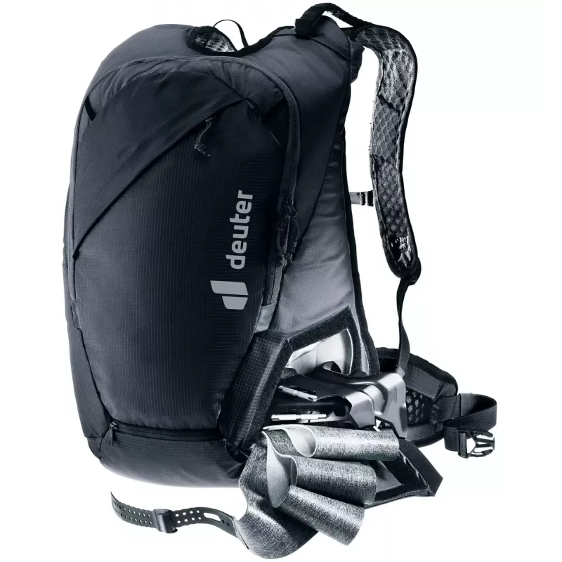Sportinė kuprinė DEUTER Updays 26 — 26 L, juoda, poliamidas, 51×31×23 cm, be PFAS