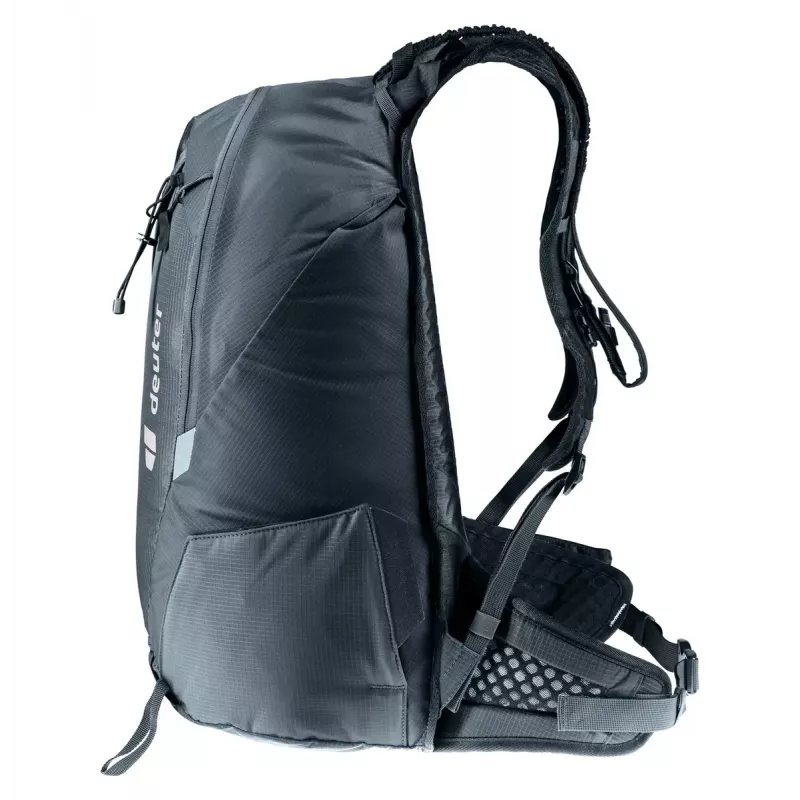 Sportinė kuprinė DEUTER Updays 26 — 26 L, juoda, poliamidas, 51×31×23 cm, be PFAS