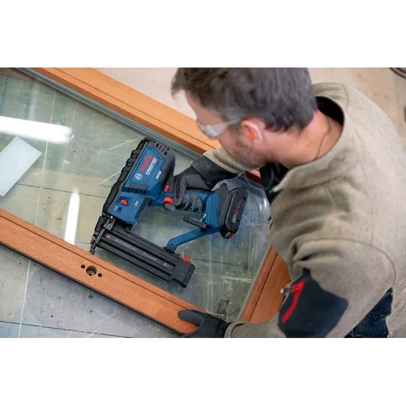Bosch GNH 18V-50 M Professional akumuliatorinis viniavimo įrankis