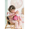 Lėlė Simba‑Dickie Corolle 9000150050, interaktyvi mažylio lėlė, 42 cm ūgio, AA baterija, rožinė