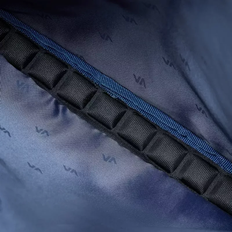 Kuprinė Rivacase 8425 40,6 cm (16 colių) Juoda Nešimo rankena Pečių dirželis