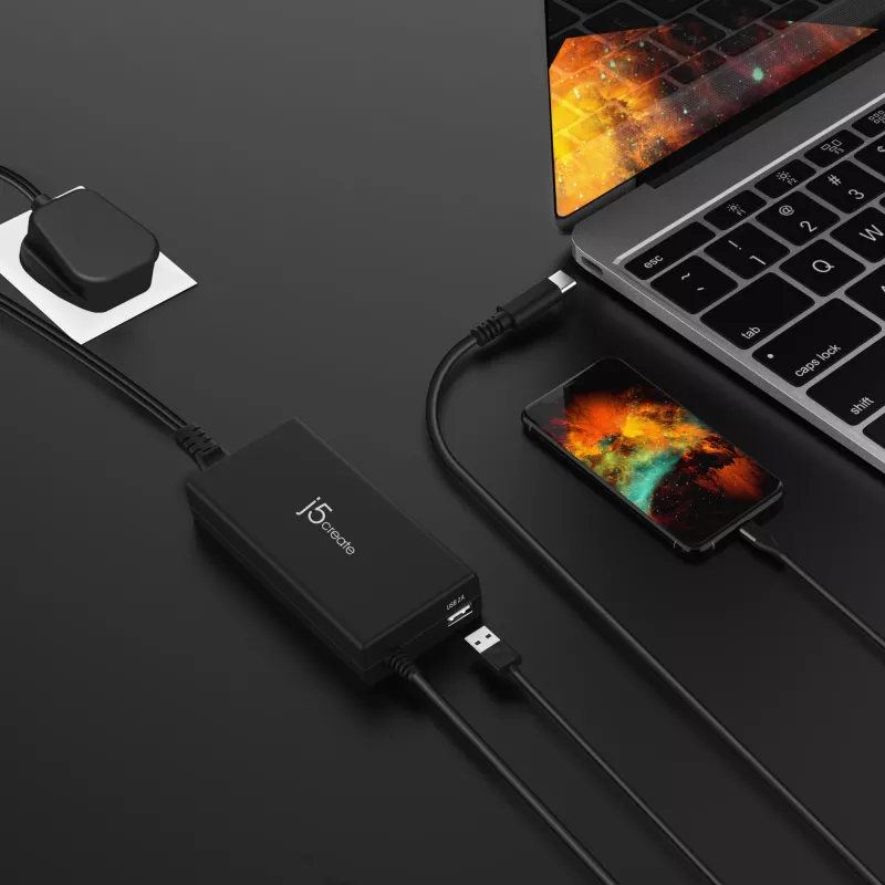 j5create JUP2290C-FN 100W PD USB-C® Super Charger - UK, juoda, su 1,2 m laidu