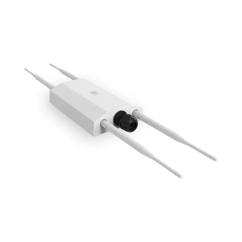 Belaidis prieigos taškas EnGenius Fit6 2×2 Outdoor — dviejų juostų 2,4 / 5 GHz, 1774 Mbps, PoE, 2,5GbE LAN, 4 antenos, baltas