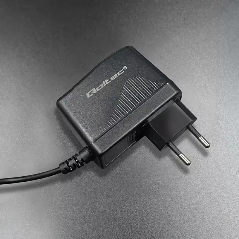 Mobiliojo įrenginio įkroviklis Qoltec 52397 Universalus Juodas AC Vidinis 2A 220-240V