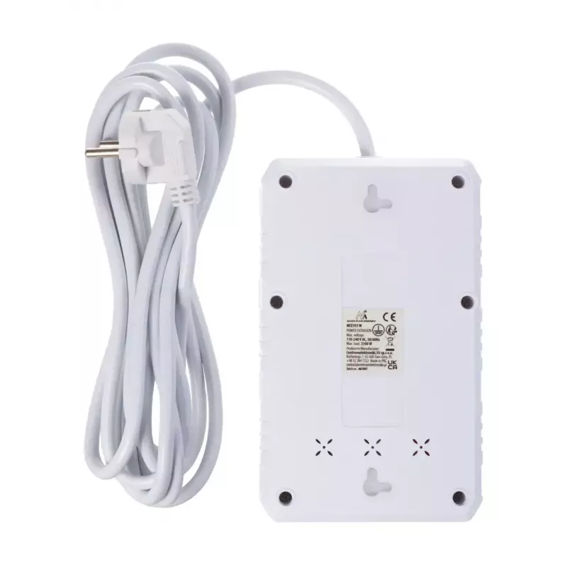 Kištukinis lizdas MACLEAN MCE393 W — 4 lizdai + 3×USB, 110–240V, 2,1A USB, 2500W, 3 m, baltas