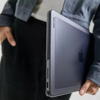 Incase Edge kietasis dėklas su Makrolon® 14 colių MacBook Pro (M1-M4, 2021-2024)