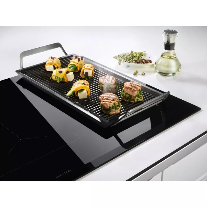 Electrolux EIV835 juoda įmontuojama 80 cm zoninė indukcinė kaitlentė, 5 zonos