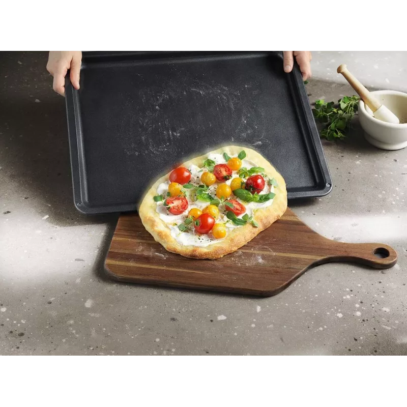 Orkaitės kepimo skarda Electrolux E9OOAF11 — stačiakampė 385×465×25 mm, nelimpanti, juoda