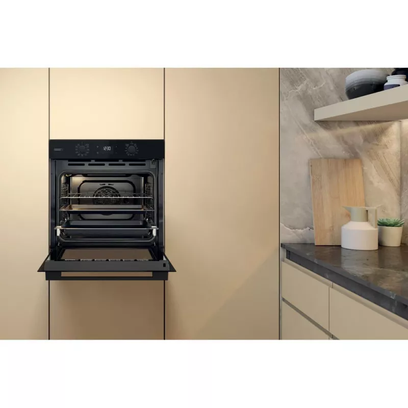 Whirlpool OMSK58RU1SB 71 L juoda