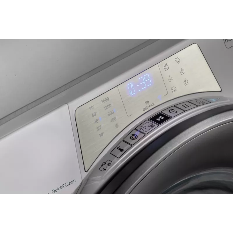 Skalbimo mašina Candy RapidÓ PRO RP 486BWMR/1-S priekinio įkrovimo 8 kg 1400 aps./min. balta