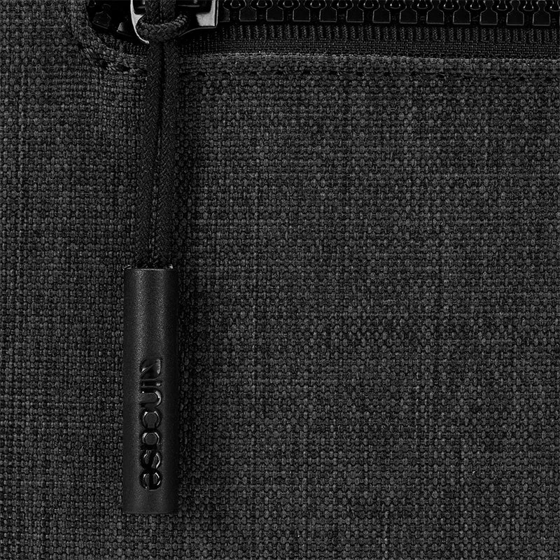“Incase Compact Sleeve with Woolenex” 14 colių „MacBook Pro“ (M1–M4, 2021–2024 m.)