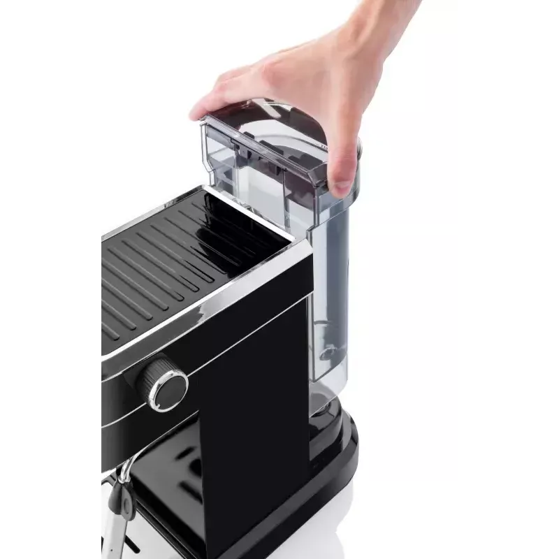 Espreso aparatas ETA ETA618190020 — pusiau automatinis, 0,75 l vandens bakelis, 1350 W, juodas