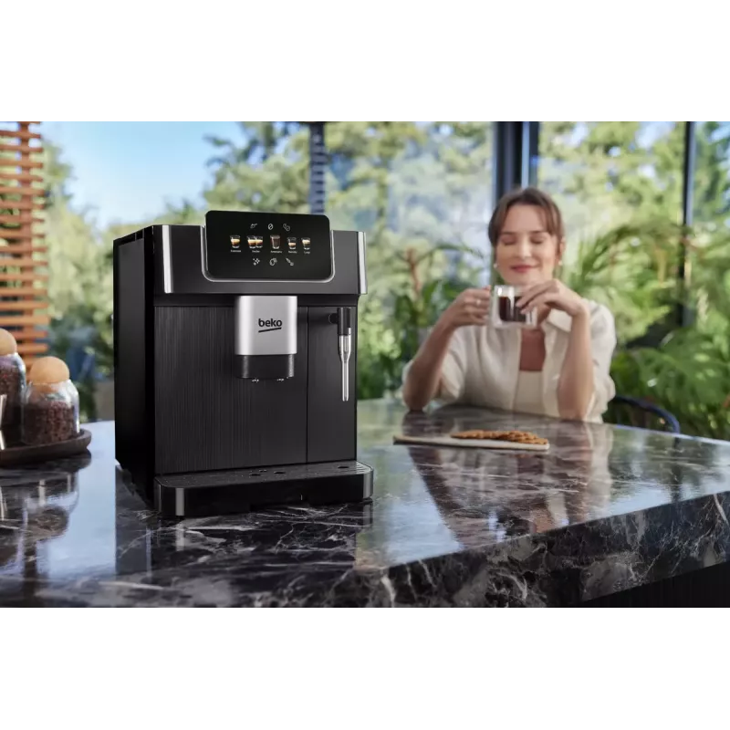 „Beko CEG7302B CaffeExperto“ kavos aparatas nuo pupelių iki puodelio su garų antgaliu