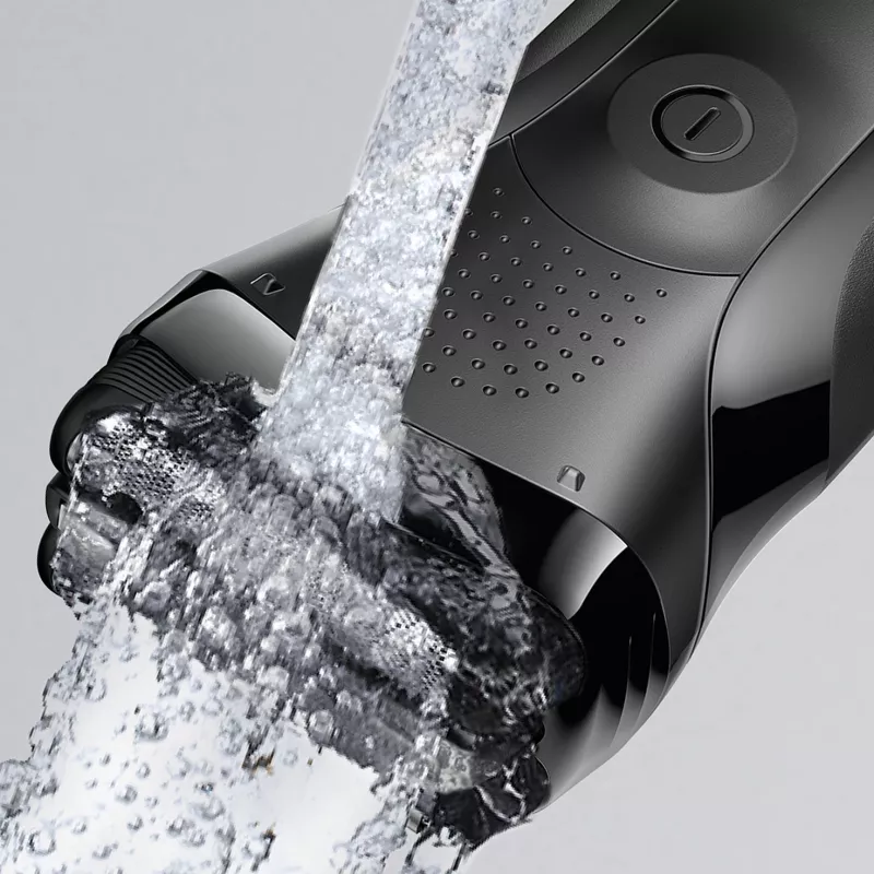 Braun Series 3 300BT belaidis šlapias ir sausas elektrinis folijos skutimosi peilis su kirpimo mašinėle